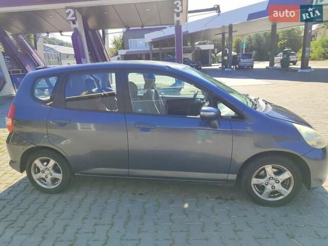 Сірий Хонда Джаз, об'ємом двигуна 1.34 л та пробігом 225 тис. км за 5300 $, фото 2 на Automoto.ua