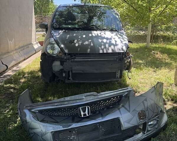 Хонда Джаз 2007 в Волочиске на Automoto.ua Серый Хонда Джаз, объемом двигателя 1.3 л и пробегом 273 тыс. км за 1500 $, фото 4 на Automoto.ua