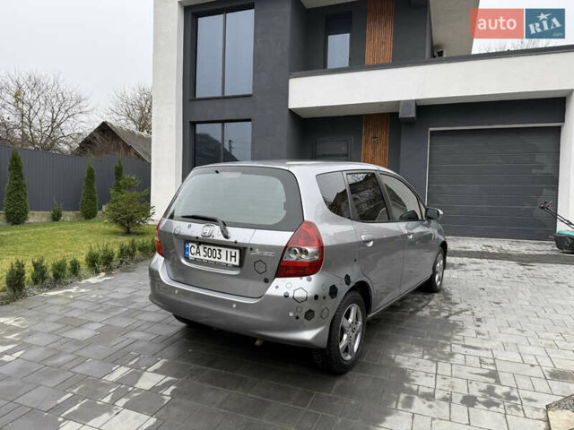 Серый Хонда Джаз, объемом двигателя 1.34 л и пробегом 123 тыс. км за 5700 $, фото 16 на Automoto.ua