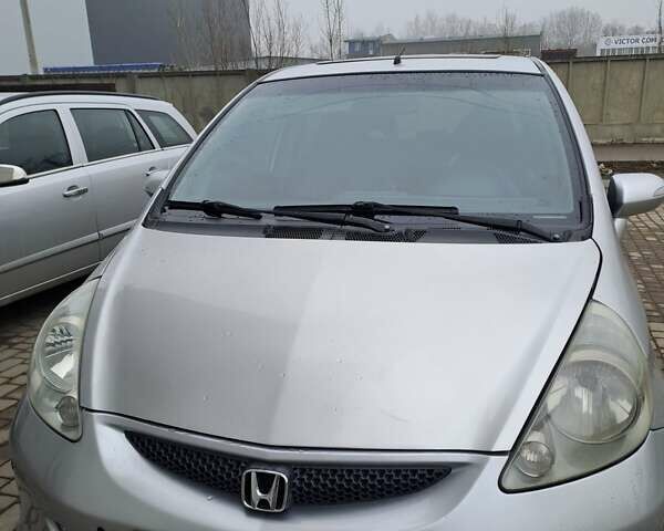 Серый Хонда Джаз, объемом двигателя 1.3 л и пробегом 208 тыс. км за 4000 $, фото 7 на Automoto.ua