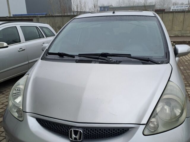 Серый Хонда Джаз, объемом двигателя 1.3 л и пробегом 208 тыс. км за 4000 $, фото 8 на Automoto.ua