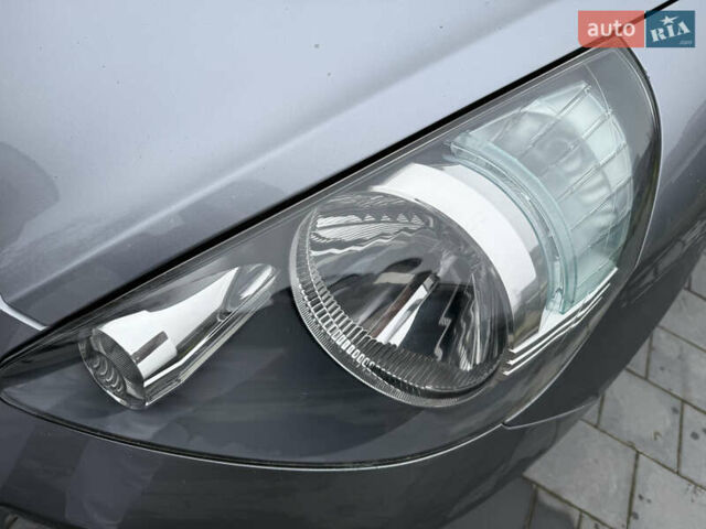 Серый Хонда Джаз, объемом двигателя 1.34 л и пробегом 123 тыс. км за 5700 $, фото 20 на Automoto.ua