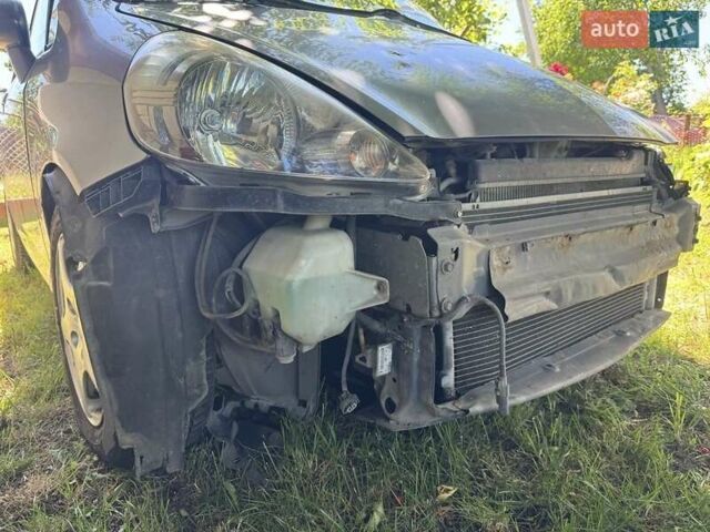 Хонда Джаз 2007 в Волочиске на Automoto.ua Серый Хонда Джаз, объемом двигателя 1.3 л и пробегом 273 тыс. км за 1500 $, фото 3 на Automoto.ua