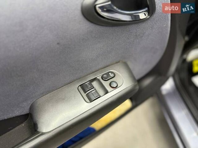 Хонда Джаз 2007 в Черновцах на Automoto.ua Серый Хонда Джаз, объемом двигателя 1.34 л и пробегом 227 тыс. км за 5800 $, фото 19 на Automoto.ua