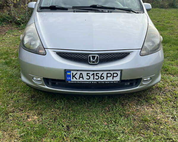 Серый Хонда Джаз, объемом двигателя 1.25 л и пробегом 195 тыс. км за 6500 $, фото 3 на Automoto.ua