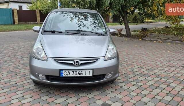 Серый Хонда Джаз, объемом двигателя 1.3 л и пробегом 150 тыс. км за 4400 $, фото 8 на Automoto.ua