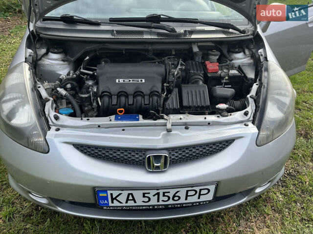 Серый Хонда Джаз, объемом двигателя 1.25 л и пробегом 195 тыс. км за 6500 $, фото 8 на Automoto.ua