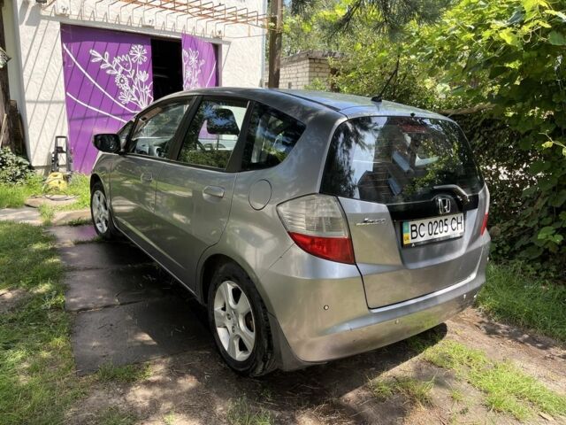Серый Хонда Джаз, объемом двигателя 1.3 л и пробегом 175 тыс. км за 5700 $, фото 1 на Automoto.ua