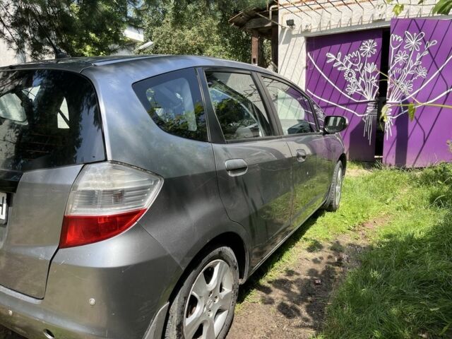 Серый Хонда Джаз, объемом двигателя 1.3 л и пробегом 175 тыс. км за 5700 $, фото 5 на Automoto.ua