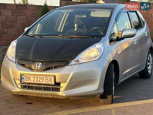 Серый Хонда Джаз, объемом двигателя 1.3 л и пробегом 225 тыс. км за 7950 $, фото 1 на Automoto.ua