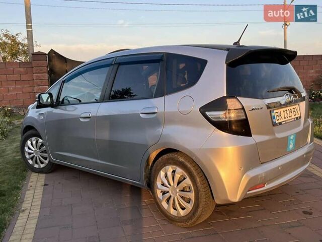 Серый Хонда Джаз, объемом двигателя 1.3 л и пробегом 225 тыс. км за 7950 $, фото 4 на Automoto.ua