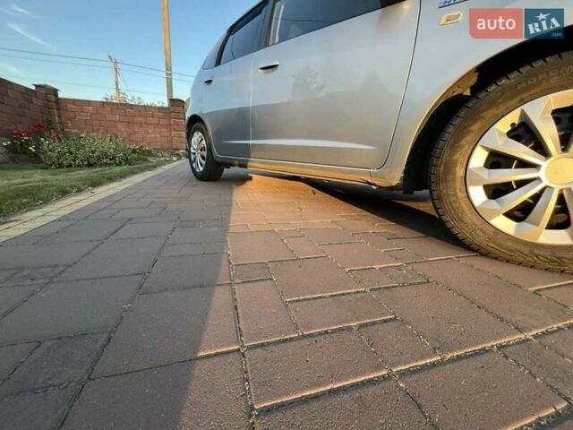 Серый Хонда Джаз, объемом двигателя 1.3 л и пробегом 225 тыс. км за 7950 $, фото 11 на Automoto.ua