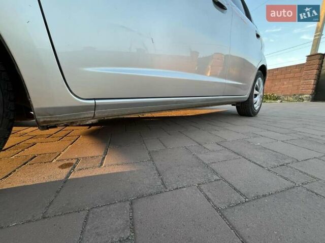Серый Хонда Джаз, объемом двигателя 1.3 л и пробегом 225 тыс. км за 7950 $, фото 10 на Automoto.ua