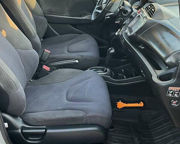Серый Хонда Джаз, объемом двигателя 1.3 л и пробегом 225 тыс. км за 7950 $, фото 14 на Automoto.ua
