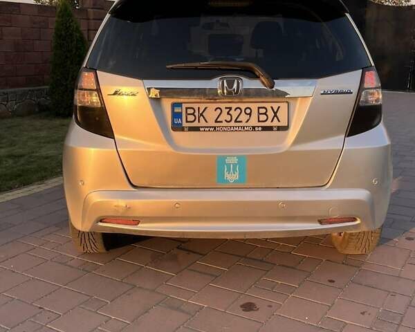 Серый Хонда Джаз, объемом двигателя 1.3 л и пробегом 225 тыс. км за 7950 $, фото 9 на Automoto.ua