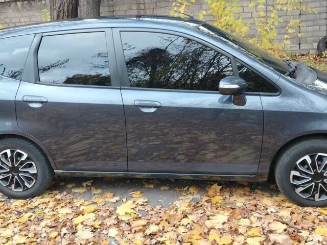 Сірий Хонда Джаз, об'ємом двигуна 1.3 л та пробігом 163 тис. км за 4950 $, фото 2 на Automoto.ua