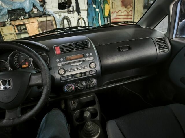 Синій Хонда Джаз, об'ємом двигуна 1.4 л та пробігом 288 тис. км за 4000 $, фото 4 на Automoto.ua