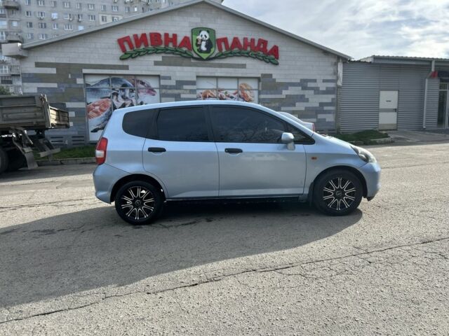 Синий Хонда Джаз, объемом двигателя 1.3 л и пробегом 200 тыс. км за 4500 $, фото 3 на Automoto.ua