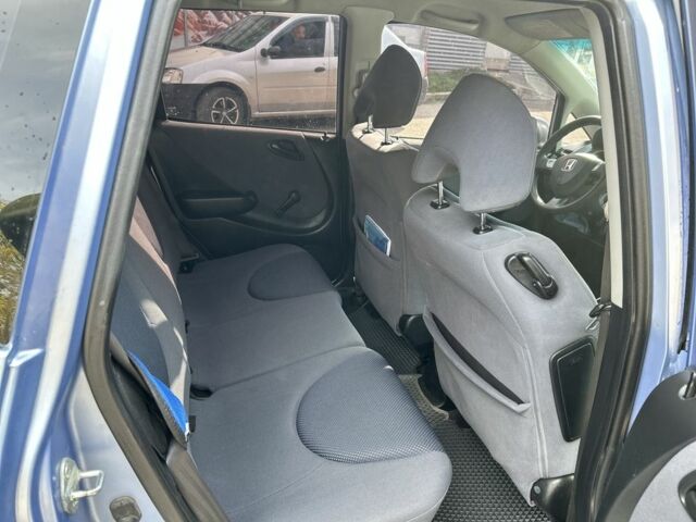 Синий Хонда Джаз, объемом двигателя 1.3 л и пробегом 200 тыс. км за 4500 $, фото 10 на Automoto.ua