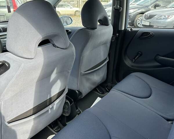 Синий Хонда Джаз, объемом двигателя 1.4 л и пробегом 269 тыс. км за 4500 $, фото 18 на Automoto.ua