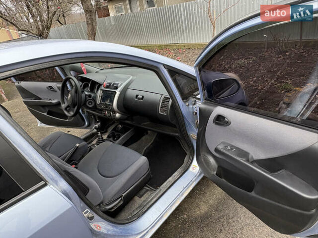 Синий Хонда Джаз, объемом двигателя 1.34 л и пробегом 280 тыс. км за 3000 $, фото 6 на Automoto.ua