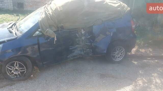 Синий Хонда Джаз, объемом двигателя 1.3 л и пробегом 370 тыс. км за 2500 $, фото 1 на Automoto.ua