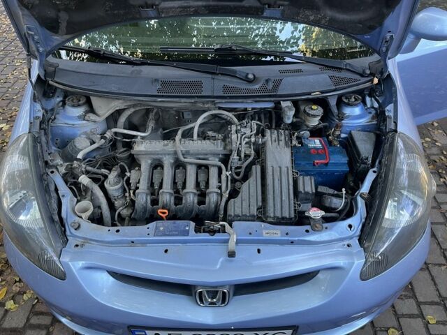 Синий Хонда Джаз, объемом двигателя 1.3 л и пробегом 396 тыс. км за 2650 $, фото 4 на Automoto.ua