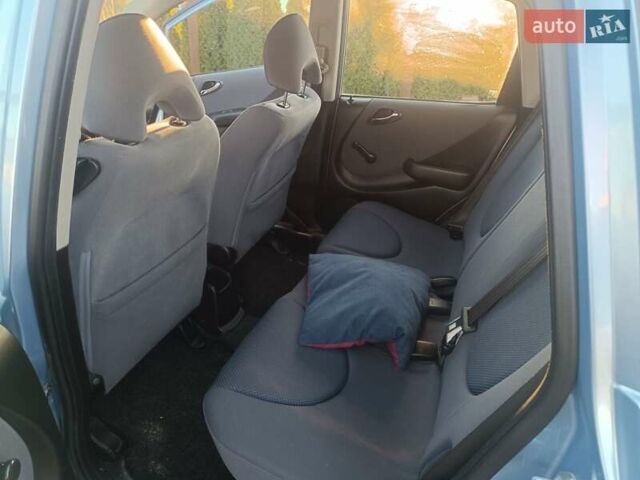 Синий Хонда Джаз, объемом двигателя 1.4 л и пробегом 167 тыс. км за 5100 $, фото 5 на Automoto.ua