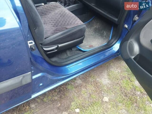 Синий Хонда Джаз, объемом двигателя 1.34 л и пробегом 274 тыс. км за 4500 $, фото 4 на Automoto.ua