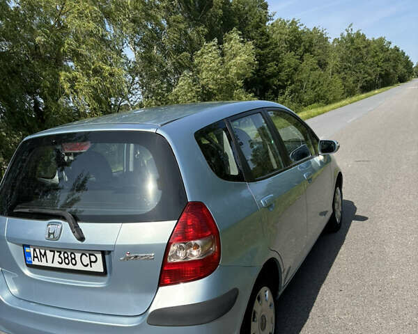 Синий Хонда Джаз, объемом двигателя 1.34 л и пробегом 250 тыс. км за 4600 $, фото 6 на Automoto.ua