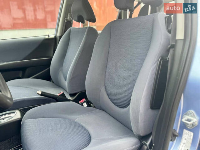 Синий Хонда Джаз, объемом двигателя 1.4 л и пробегом 163 тыс. км за 5750 $, фото 44 на Automoto.ua
