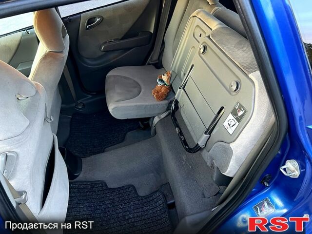 Синий Хонда Джаз, объемом двигателя 1.3 л и пробегом 105 тыс. км за 3800 $, фото 6 на Automoto.ua