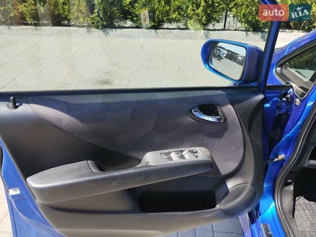 Синій Хонда Джаз, об'ємом двигуна 1.3 л та пробігом 254 тис. км за 5200 $, фото 18 на Automoto.ua