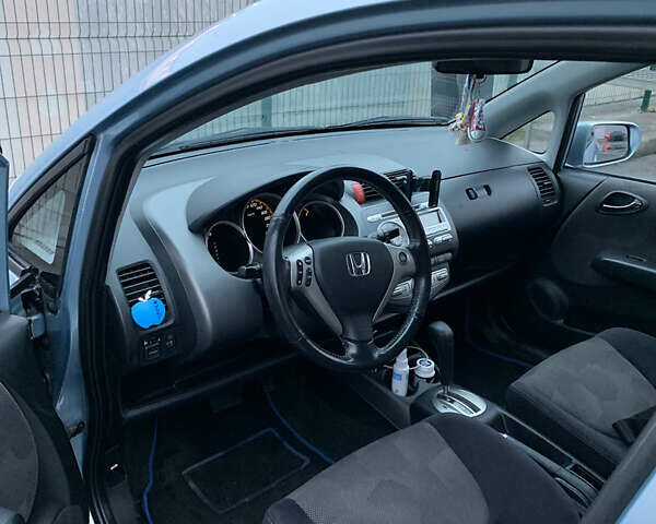 Синий Хонда Джаз, объемом двигателя 1.34 л и пробегом 192 тыс. км за 6000 $, фото 7 на Automoto.ua