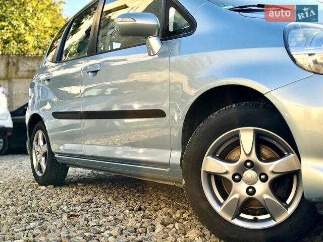 Синий Хонда Джаз, объемом двигателя 1.34 л и пробегом 189 тыс. км за 5599 $, фото 6 на Automoto.ua