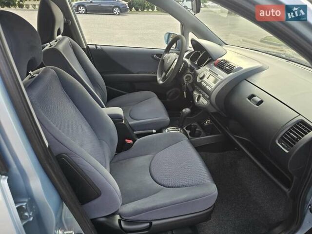 Хонда Джаз 2007 в Запорожье на Automoto.ua Синий Хонда Джаз, объемом двигателя 1.3 л и пробегом 189 тыс. км за 6600 $, фото 28 на Automoto.ua