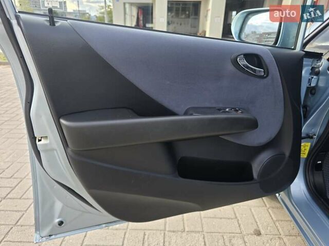 Хонда Джаз 2007 в Запорожье на Automoto.ua Синий Хонда Джаз, объемом двигателя 1.3 л и пробегом 189 тыс. км за 6600 $, фото 12 на Automoto.ua