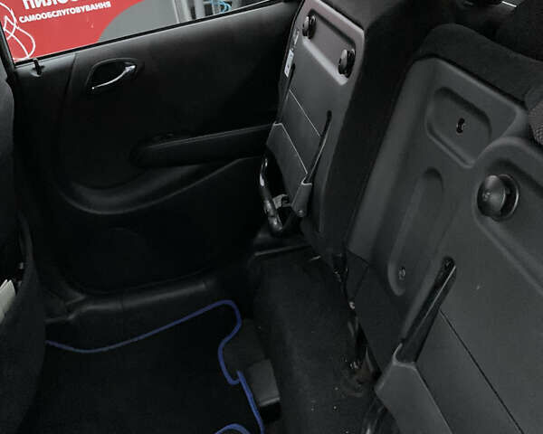 Синий Хонда Джаз, объемом двигателя 1.34 л и пробегом 192 тыс. км за 6000 $, фото 11 на Automoto.ua