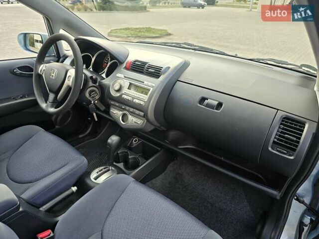 Хонда Джаз 2007 в Запорожье на Automoto.ua Синий Хонда Джаз, объемом двигателя 1.3 л и пробегом 189 тыс. км за 6600 $, фото 29 на Automoto.ua