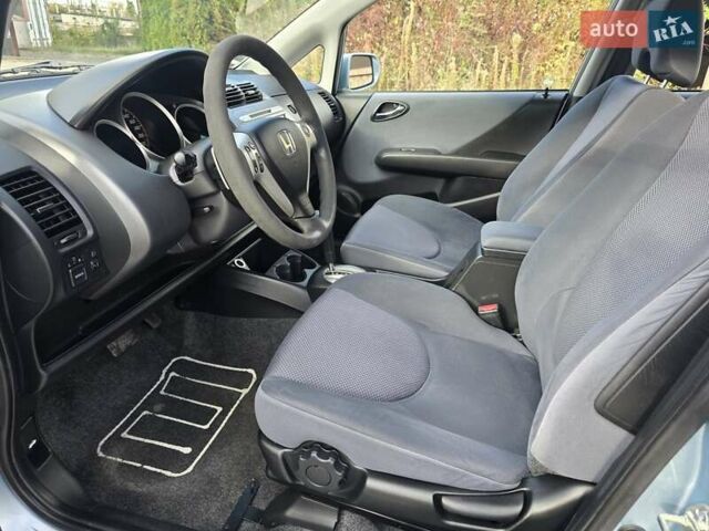 Хонда Джаз 2007 в Запорожье на Automoto.ua Синий Хонда Джаз, объемом двигателя 1.3 л и пробегом 189 тыс. км за 6600 $, фото 9 на Automoto.ua