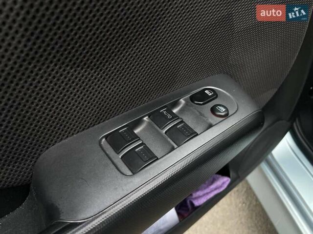 Синий Хонда Джаз, объемом двигателя 1.4 л и пробегом 114 тыс. км за 6699 $, фото 13 на Automoto.ua