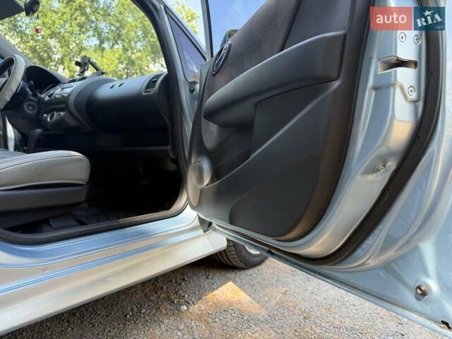 Синий Хонда Джаз, объемом двигателя 1.3 л и пробегом 111 тыс. км за 7000 $, фото 6 на Automoto.ua