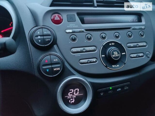 Синий Хонда Джаз, объемом двигателя 1.4 л и пробегом 170 тыс. км за 7400 $, фото 8 на Automoto.ua
