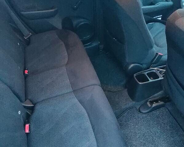 Синий Хонда Джаз, объемом двигателя 1.4 л и пробегом 170 тыс. км за 7400 $, фото 10 на Automoto.ua