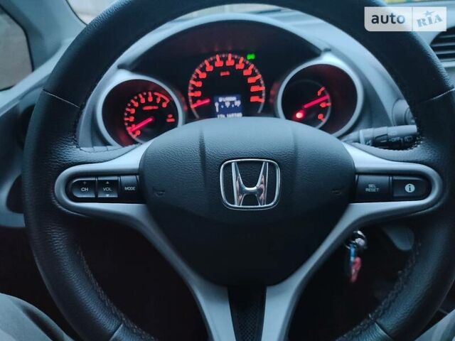 Синий Хонда Джаз, объемом двигателя 1.4 л и пробегом 170 тыс. км за 7400 $, фото 6 на Automoto.ua