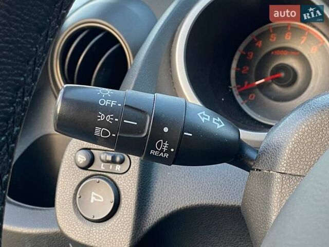 Синій Хонда Джаз, об'ємом двигуна 1.34 л та пробігом 284 тис. км за 5490 $, фото 15 на Automoto.ua
