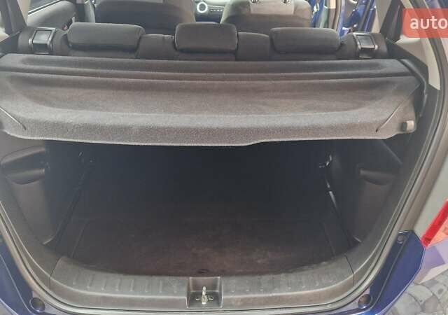 Синий Хонда Джаз, объемом двигателя 1.34 л и пробегом 188 тыс. км за 7300 $, фото 9 на Automoto.ua