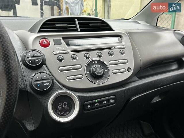 Синий Хонда Джаз, объемом двигателя 1.4 л и пробегом 202 тыс. км за 6200 $, фото 25 на Automoto.ua