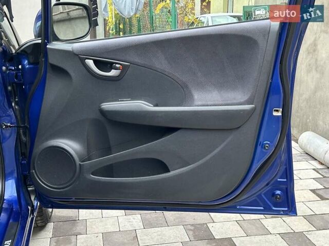 Синий Хонда Джаз, объемом двигателя 1.4 л и пробегом 202 тыс. км за 6200 $, фото 38 на Automoto.ua