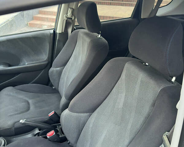 Синий Хонда Джаз, объемом двигателя 1.34 л и пробегом 252 тыс. км за 5300 $, фото 13 на Automoto.ua